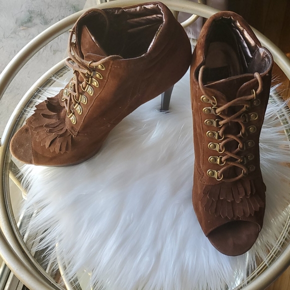 Suede Heels - Picture 2 of 4